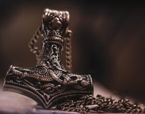 Viking Symbols Explained: Meanings Behind Norse Rings & Jewelry – A Clear Guide to History and Symbolism Viking Symbols Explained